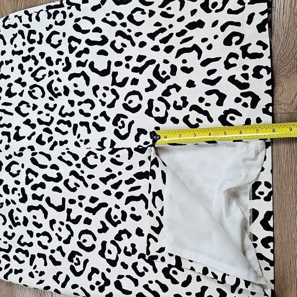 Ann Taylor Cotton Stretch Black & Cream Animal Print High Waist Pencil Skirt - Picture 15 of 15